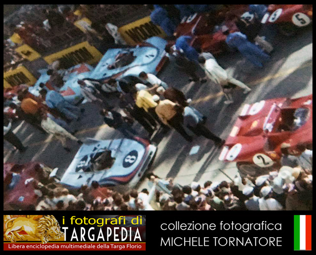 2 Alfa Romeo 33.3 A.De Adamich - G.Van Lennep (1).jpg